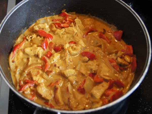 Curry-Putengeschnetzeltes mit Reis - Rezept - kochbar.de