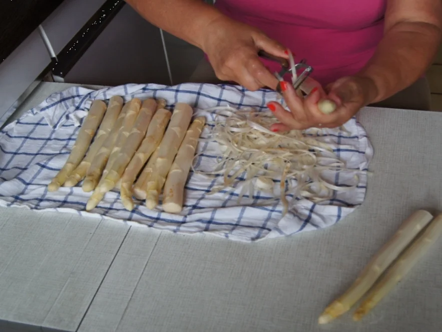 Rezept: Dreierlei Spargelessen / Anregungen Bild Nr. 2 Dreierlei Spargelessen / Anregungen - Rezept - Bild Nr. 2