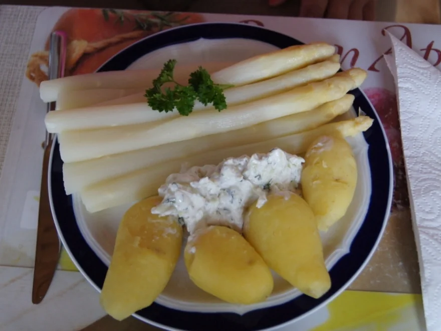 Rezept: Dreierlei Spargelessen / Anregungen Bild Nr. 3 Dreierlei Spargelessen / Anregungen - Rezept - Bild Nr. 3