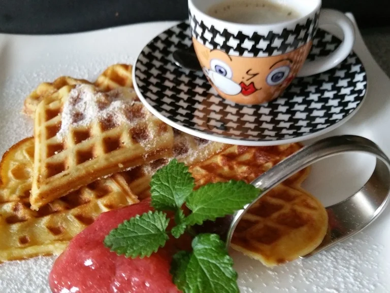 Waffeln "das Grundrezept" aufgepeppt - Rezept - Bild Nr. 7
