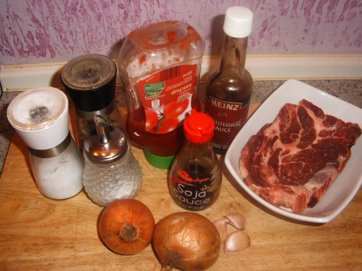 Rezept: Schweinekamm Bild Nr. 2 Schweinekamm - Rezept - Bild Nr. 2