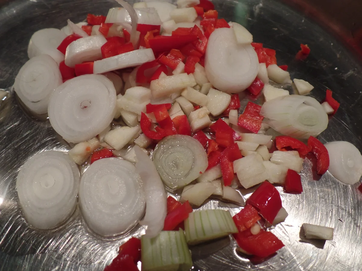 Spaghetti mit Klößchensause und Schafskäse - Rezept - Bild Nr. 4