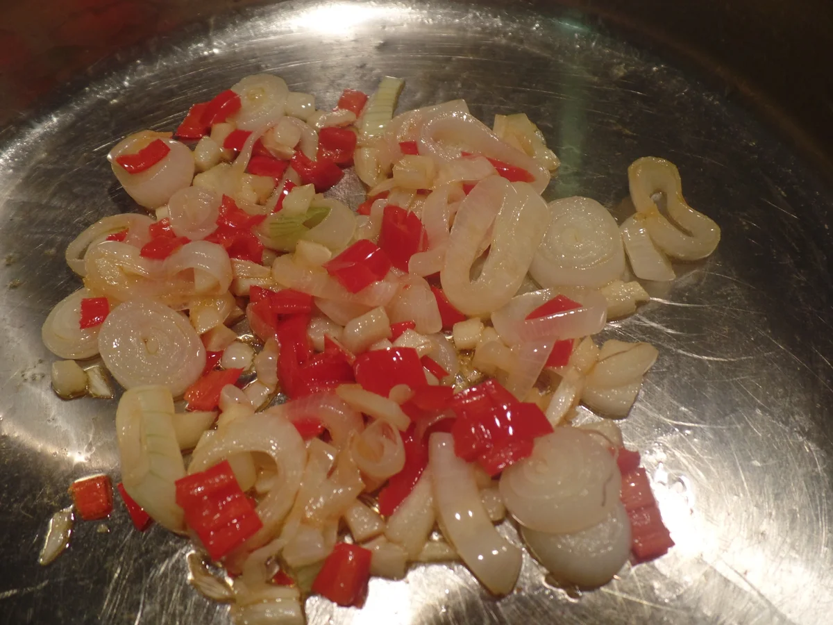 Spaghetti mit Klößchensause und Schafskäse - Rezept - Bild Nr. 5