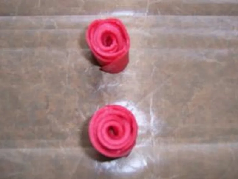 Rezept: Prinzessinentorte Bild Nr. 5 Prinzessinentorte - Rezept - Bild Nr. 5