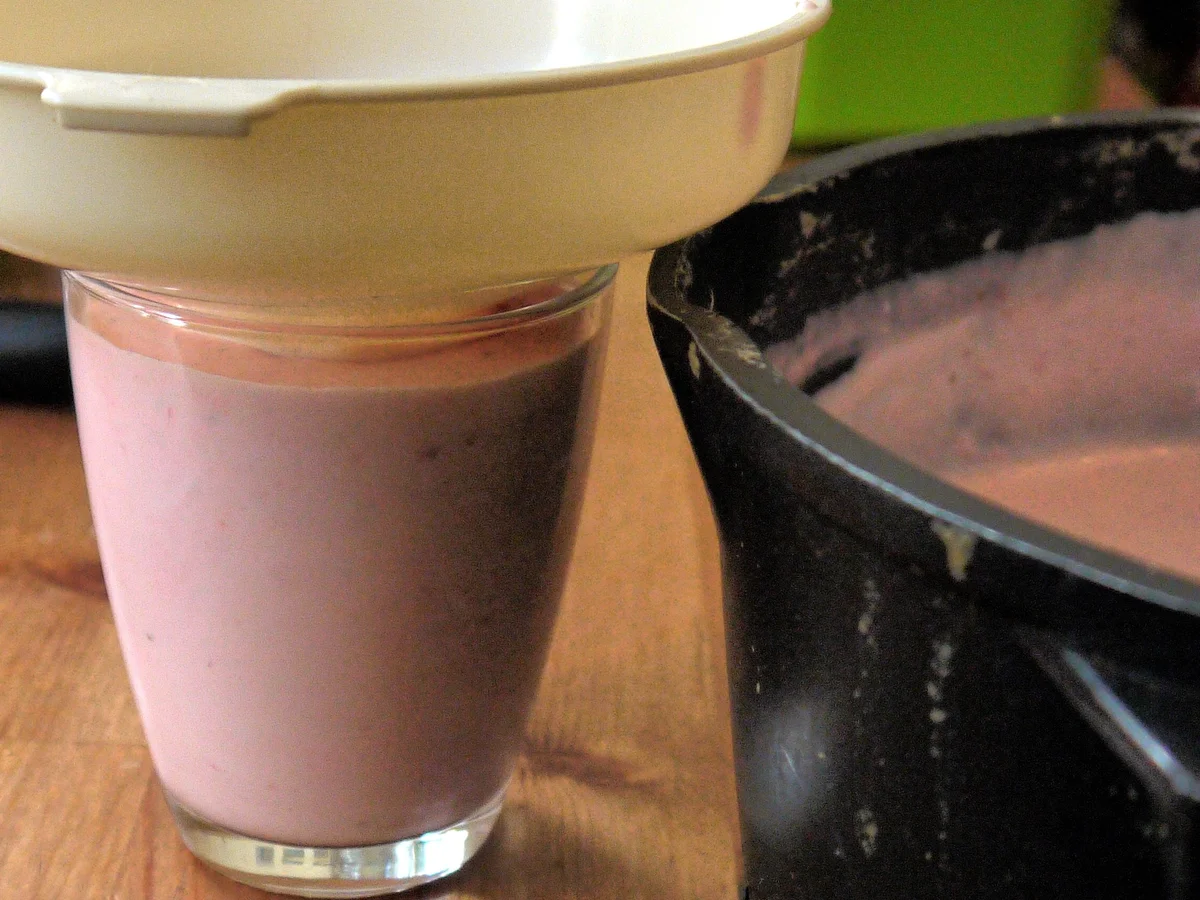Erdbeer-Schmand-Mousse - Rezept - Bild Nr. 7