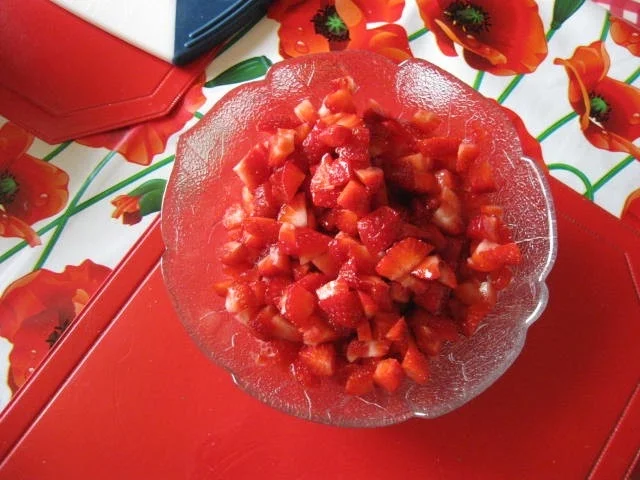 Biskuit Erdbeeren Schnitten - Rezept - Bild Nr. 9