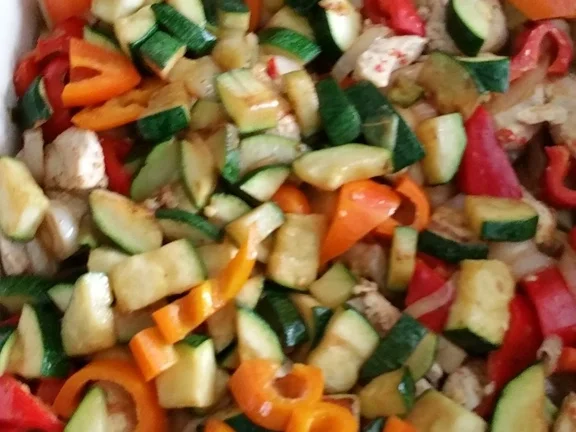 Rezept: Hähnchenbrust (Auflauf) à la Biggi Bild Nr. 11 Hähnchenbrust (Auflauf) à la Biggi - Rezept - Bild Nr. 11