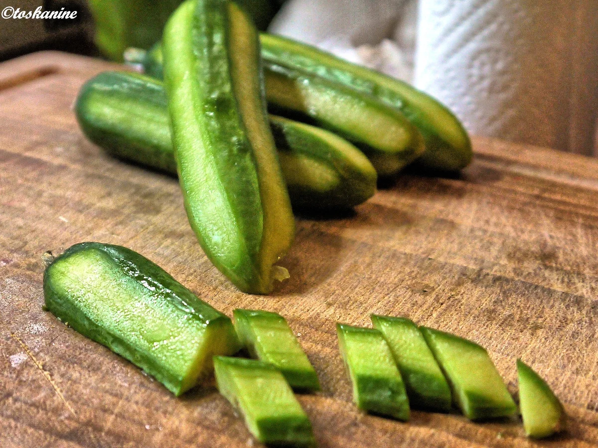 Rezept: Hähnchenbrust mit Rahmgurken Bild Nr. 3 Hähnchenbrust mit Rahmgurken - Rezept - Bild Nr. 3