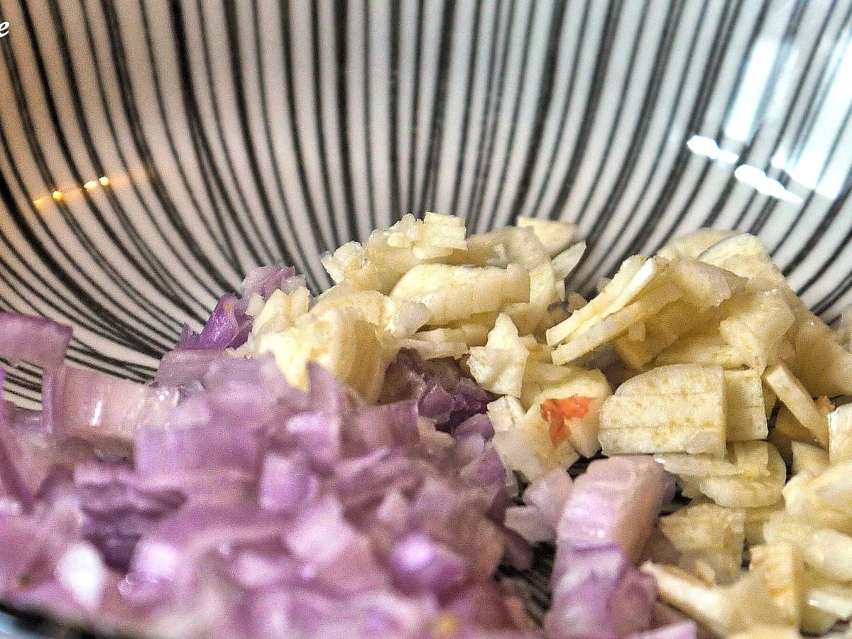 Rezept: Hähnchenbrust mit Rahmgurken Bild Nr. 4 Hähnchenbrust mit Rahmgurken - Rezept - Bild Nr. 4