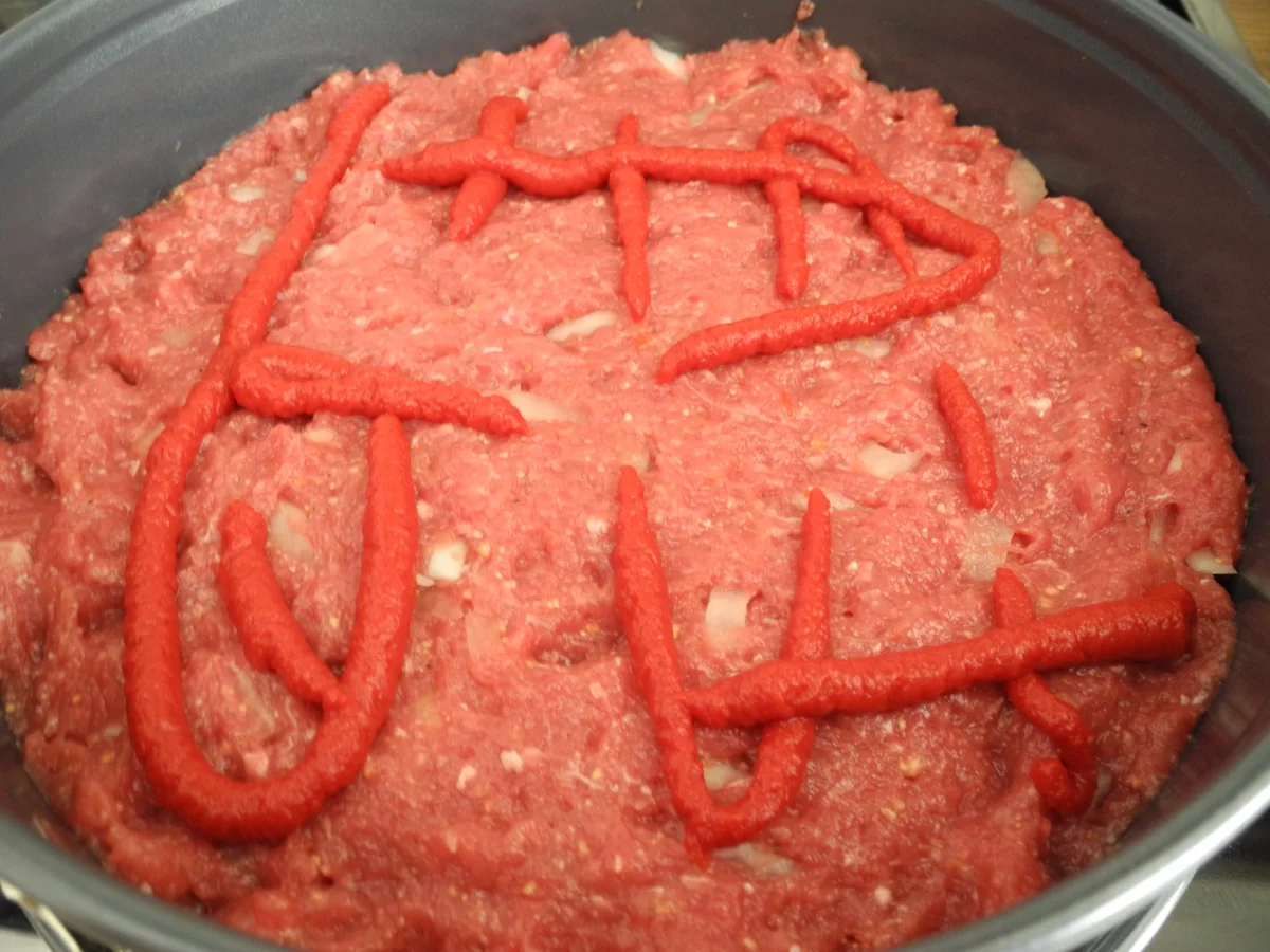 Hackfleisch - Pizza - Rezept - Bild Nr. 3