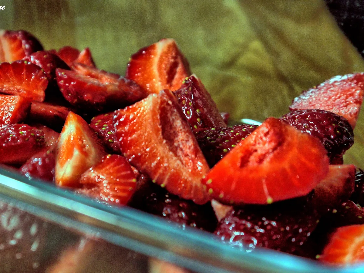 Flaó (Käsekuchen mit Minze), dazu glasierte Erdbeeren - Rezept - Bild Nr. 4