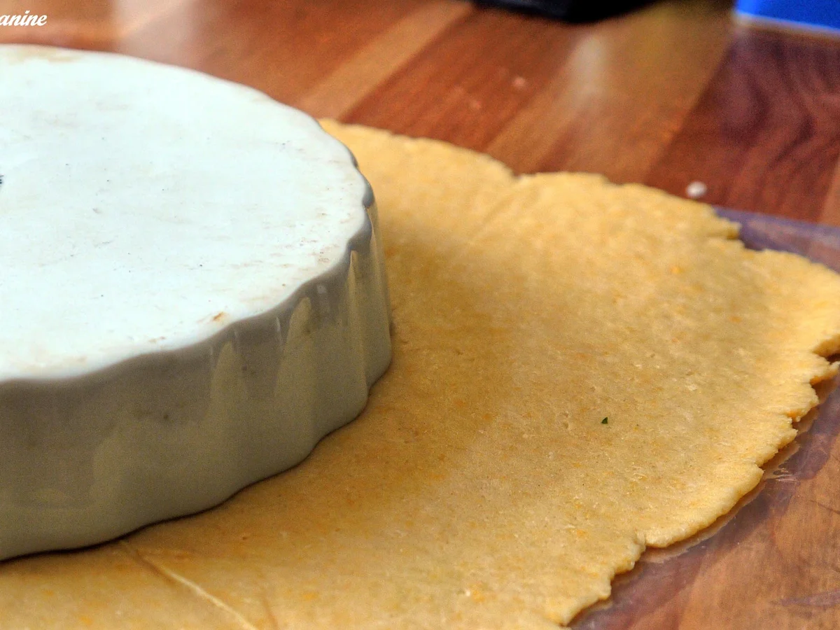 Flaó (Käsekuchen mit Minze), dazu glasierte Erdbeeren - Rezept - Bild Nr. 7