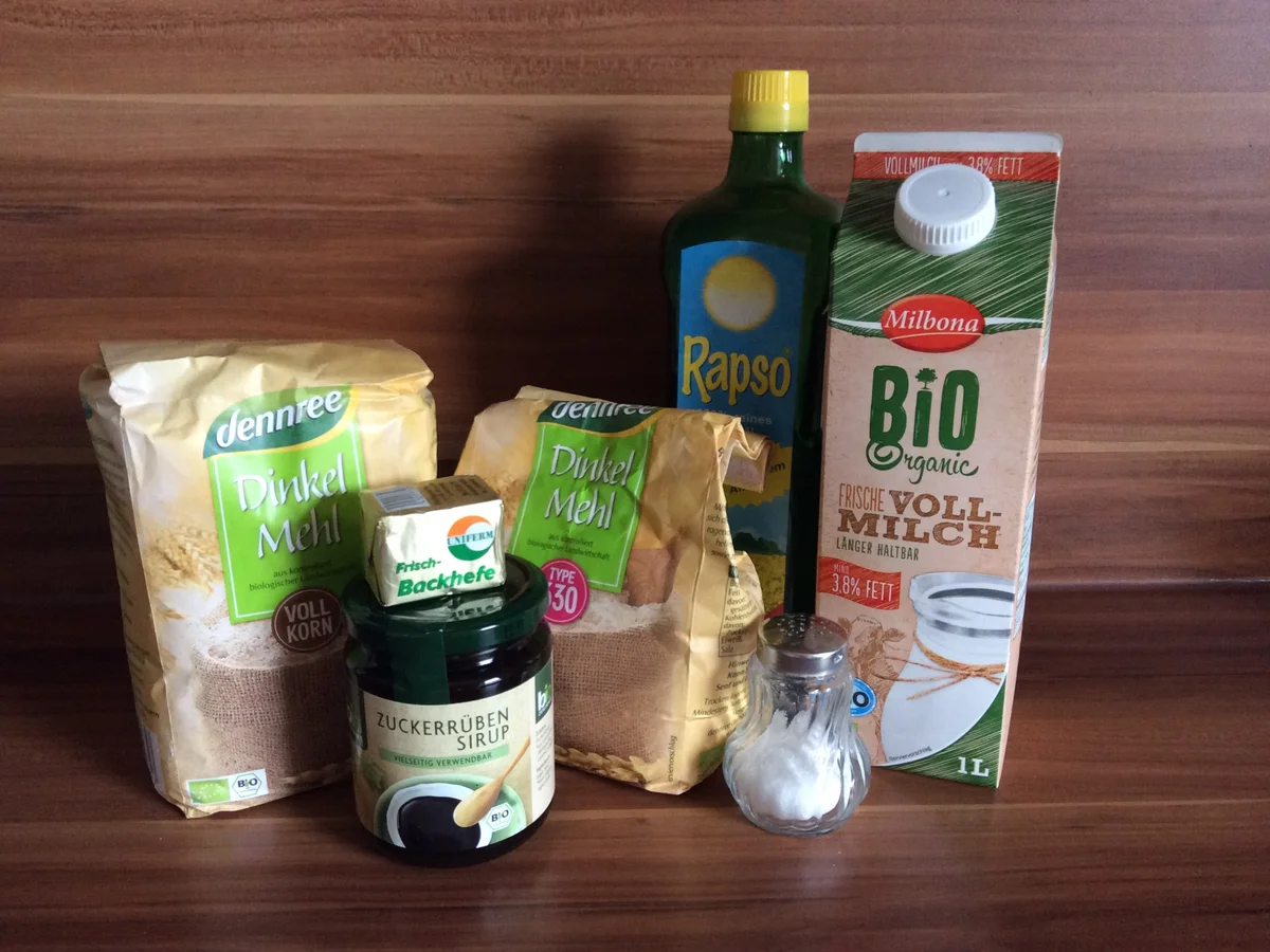 Dinkelmilchbrötchen fürs Frühstück - Rezept - Bild Nr. 3