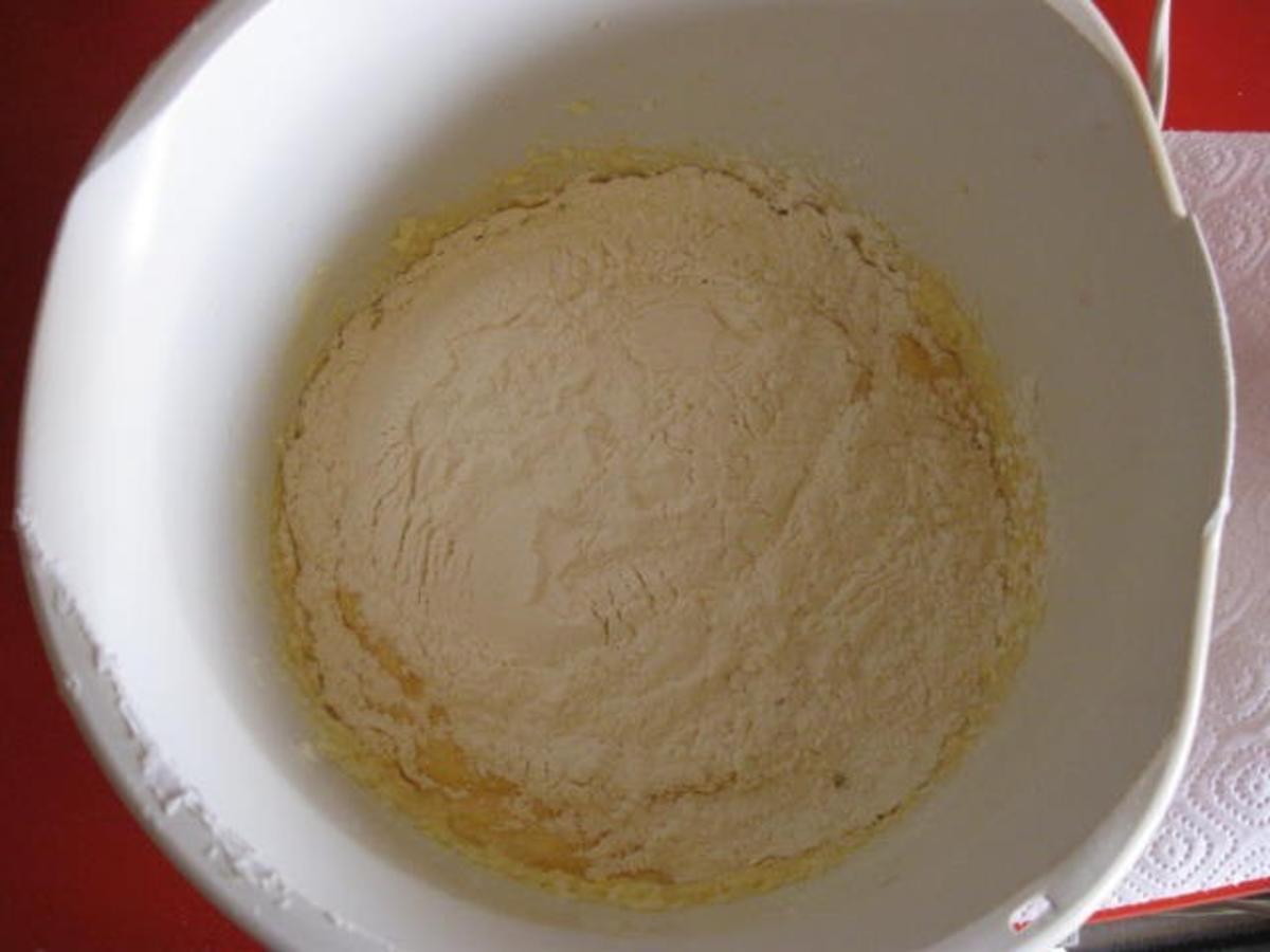 Rhabarberkuchen mit Kokosraspel - Rezept - Bild Nr. 7