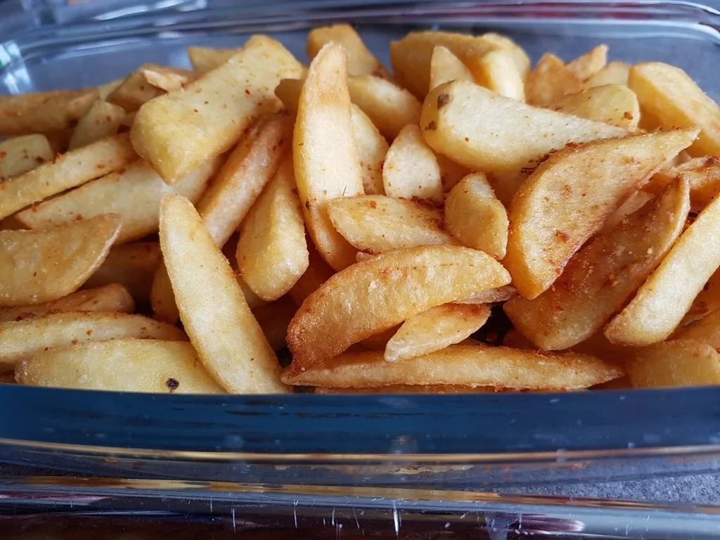 Currywurst mit Pommes à la Biggi - Rezept - Bild Nr. 3