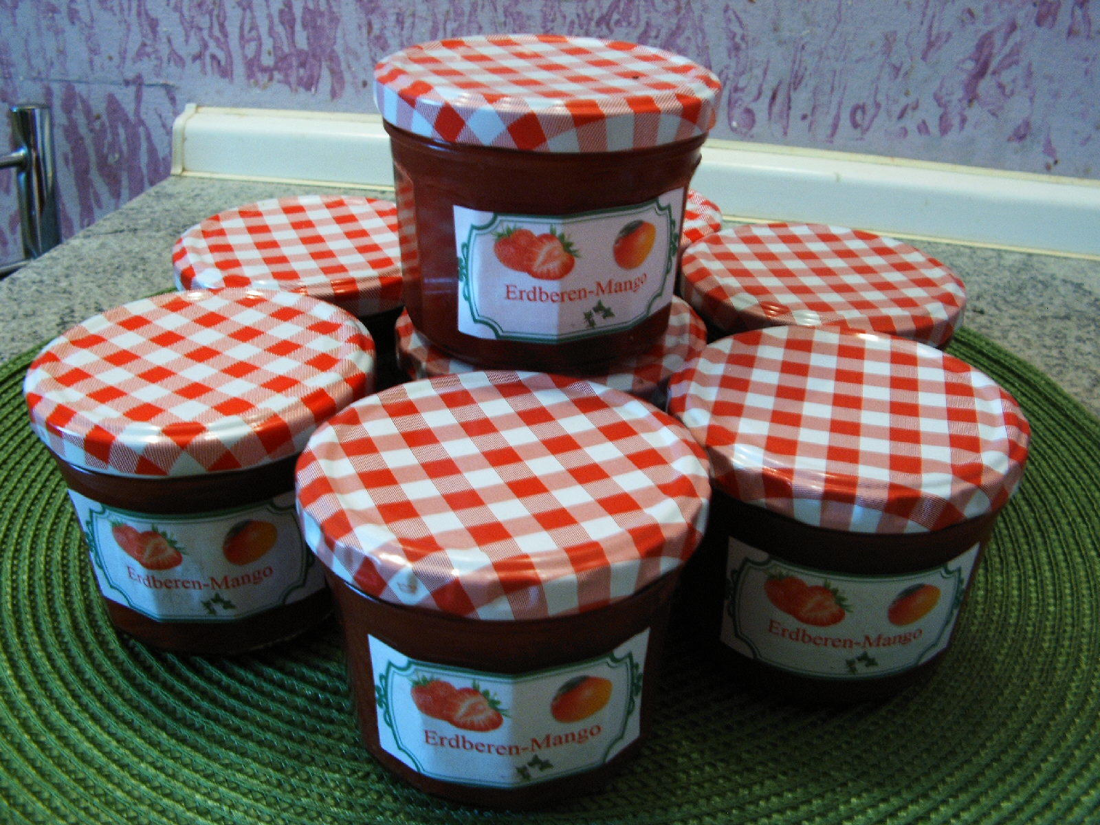 Bilder für Erdbeer- Mango-Orangen-Konfitüre - Rezept