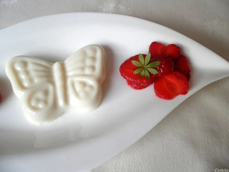 Rezept: Waldmeister - Panna Cotta ... Bild Nr. 3 Waldmeister - Panna Cotta ... - Rezept - Bild Nr. 3