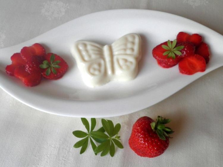 Waldmeister Panna Cotta - einfach - von Cookies