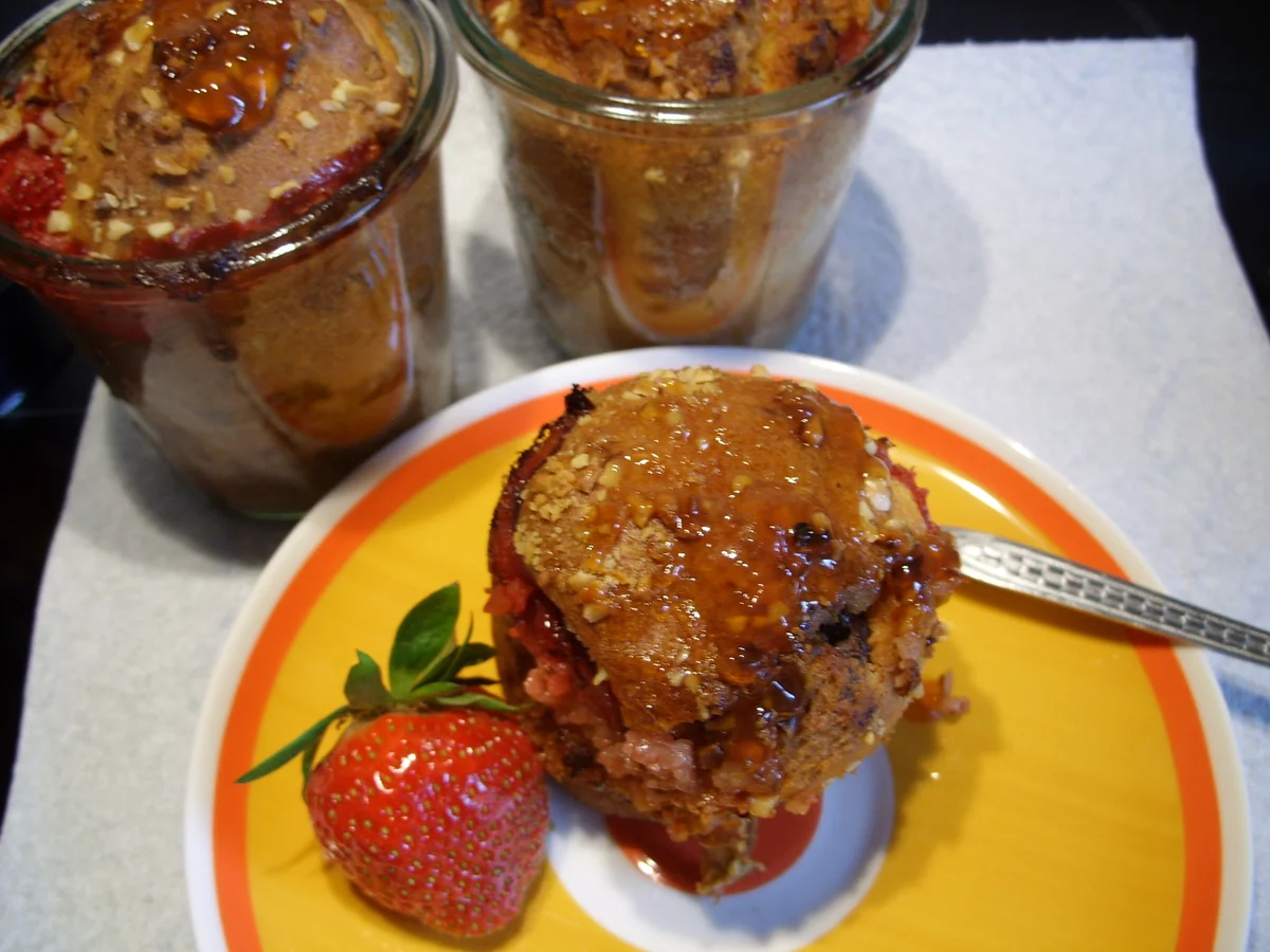 Rhabarberkuchen im Glas - Rezept - Bild Nr. 2