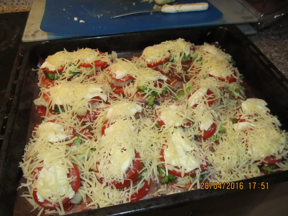 Rezept: Schnitzelpizza Bild Nr. 2 Schnitzelpizza - Rezept - Bild Nr. 2