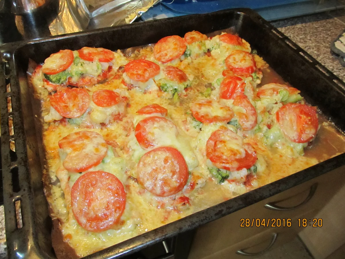 Rezept: Schnitzelpizza Bild Nr. 3 Schnitzelpizza - Rezept - Bild Nr. 3