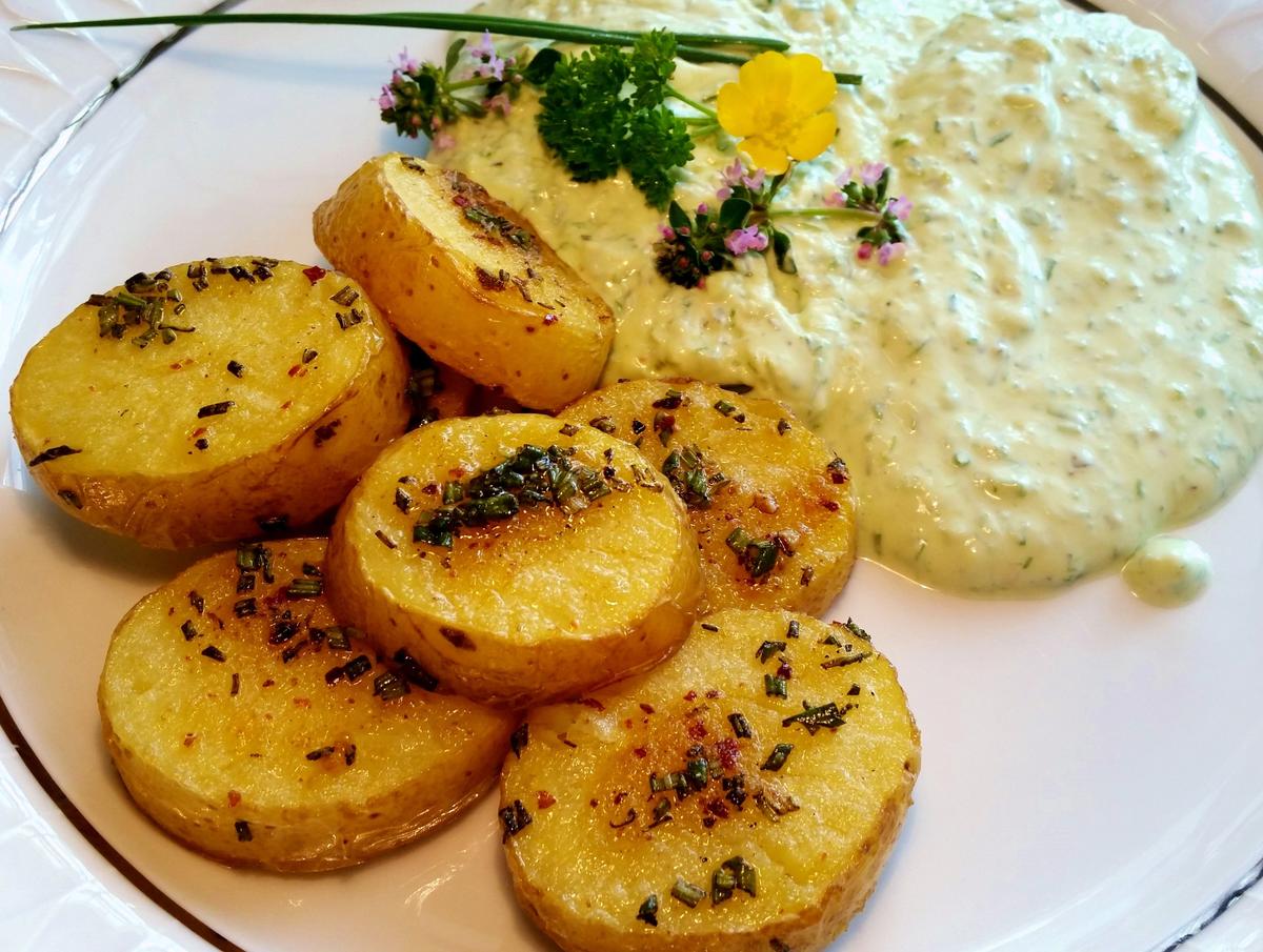 Ofenkartoffeln mit frischem Kräuter-Dip - Rezept - Bild Nr. 7