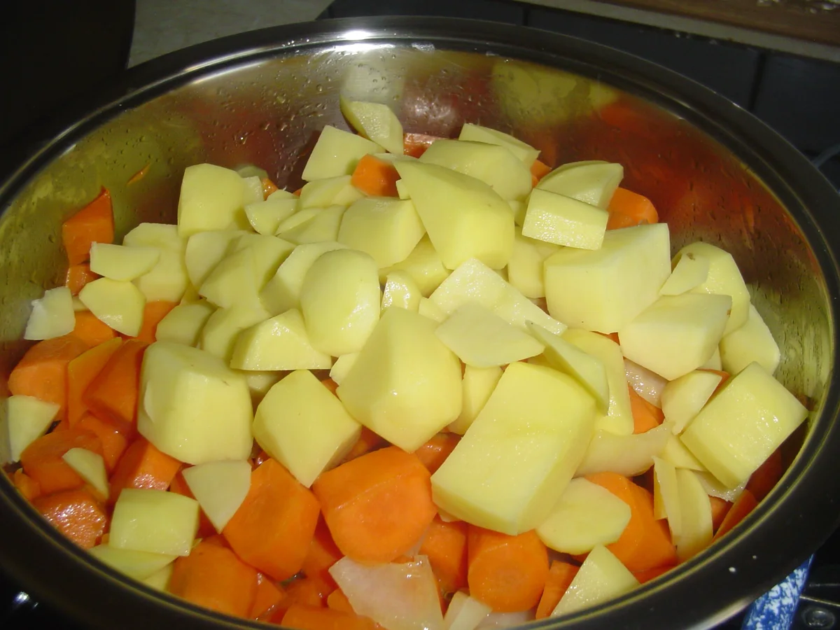 Rezept: Karotteneintopf aus Resten Bild Nr. 4 Karotteneintopf aus Resten - Rezept - Bild Nr. 4