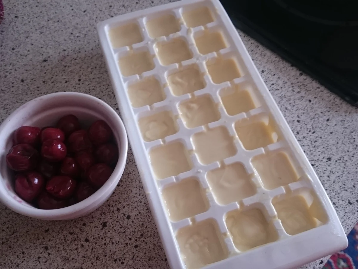 Gefüllte Schokolade mit Kirschen - Rezept - Bild Nr. 3