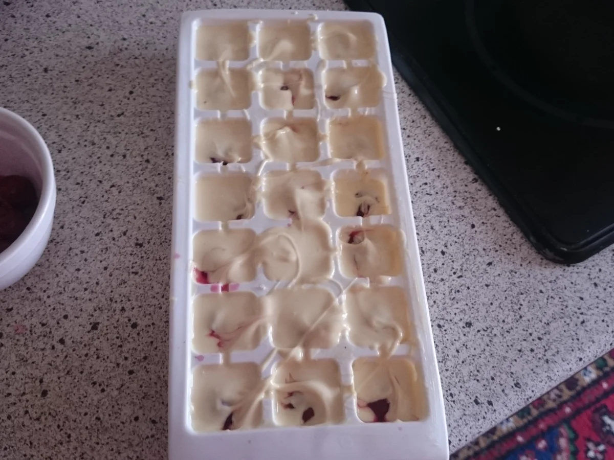 Gefüllte Schokolade mit Kirschen - Rezept - Bild Nr. 5