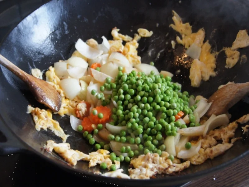 Hähnchenbrustfiletwürfel im Bierteig mit Chinesischen Nudeln und Gemüse - Rezept - Bild Nr. 12