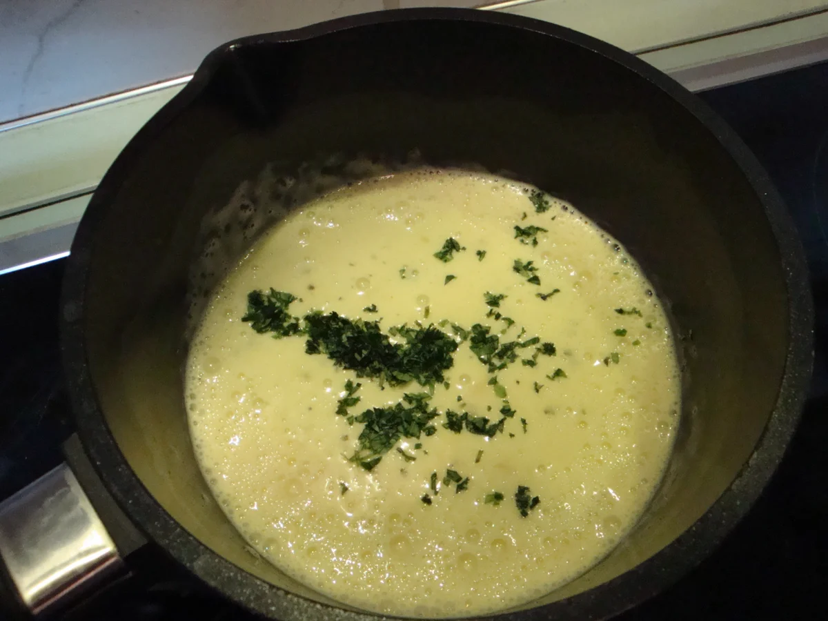 Broccoli-Spargel-Quiche mit Kirschtomaten - Rezept - Bild Nr. 18