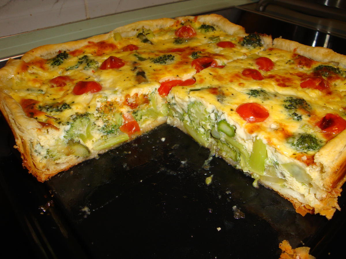 Broccoli-Spargel-Quiche mit Kirschtomaten - Rezept - Bild Nr. 30