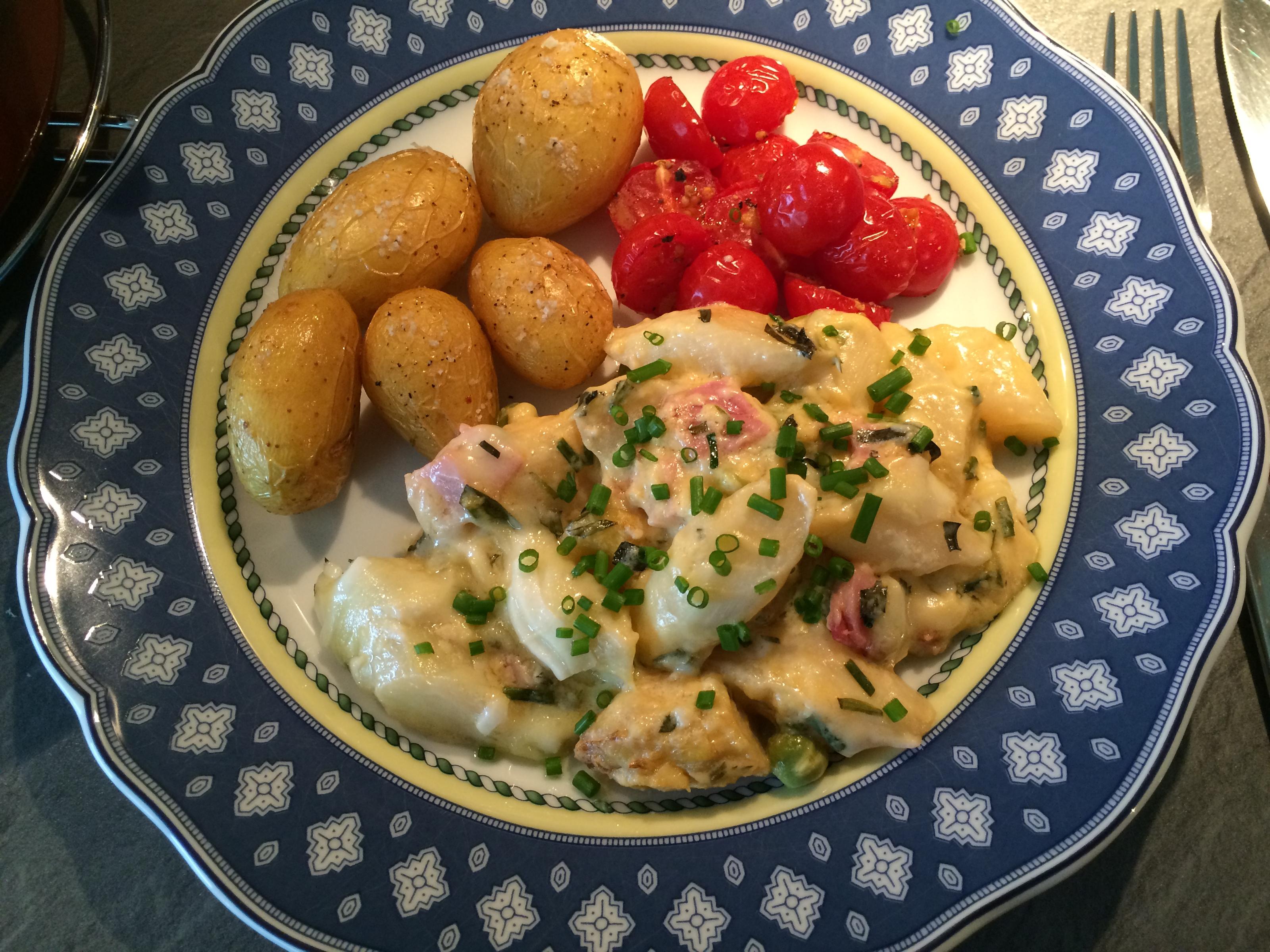 Bilder für Spargelgratin mit dreierlei Käse und getrockneten Tomaten - Rezept