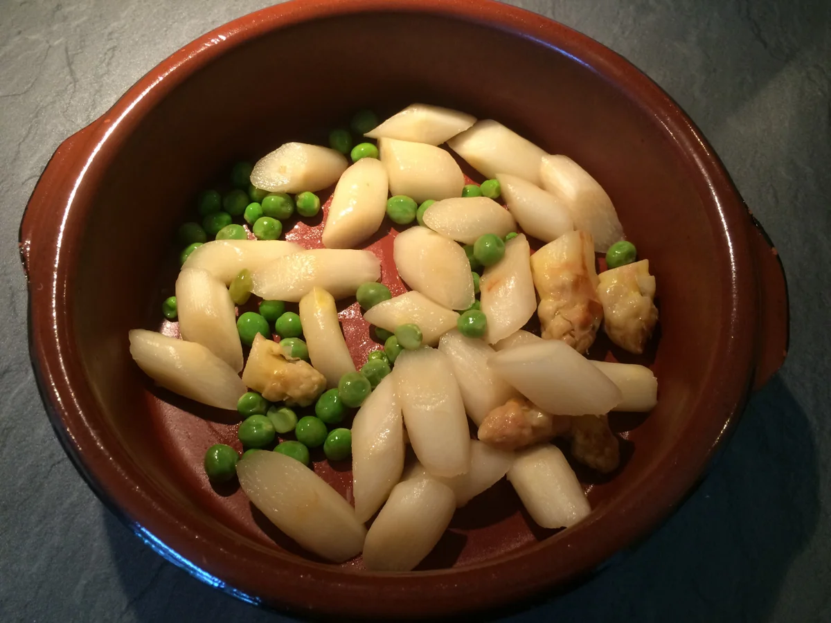 Rezept: Spargelgratin mit dreierlei Käse und getrockneten Tomaten Bild Nr. 20 Spargelgratin mit dreierlei Käse und getrockneten Tomaten - Rezept - Bild Nr. 20