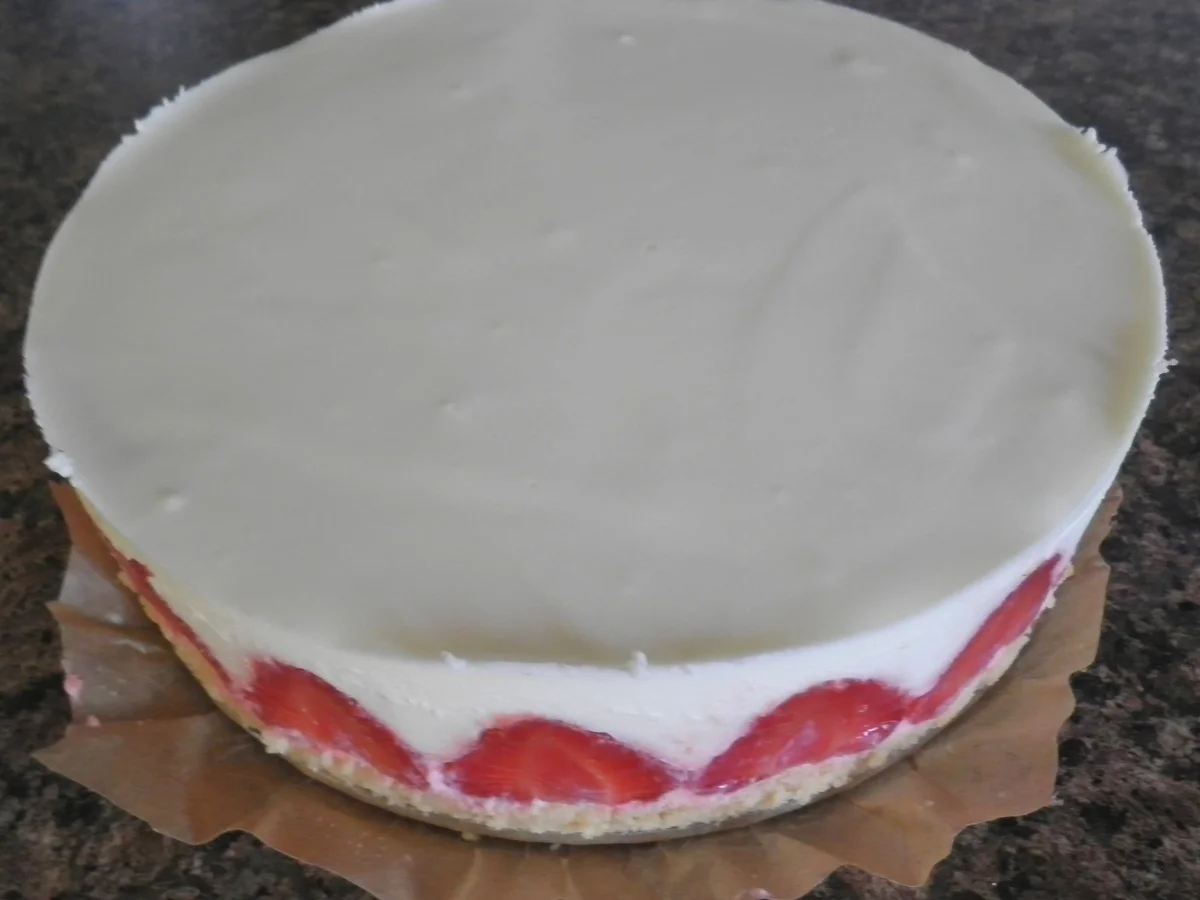 Kleine Erdbeer - Quarksahne - Torte - Rezept - Bild Nr. 38