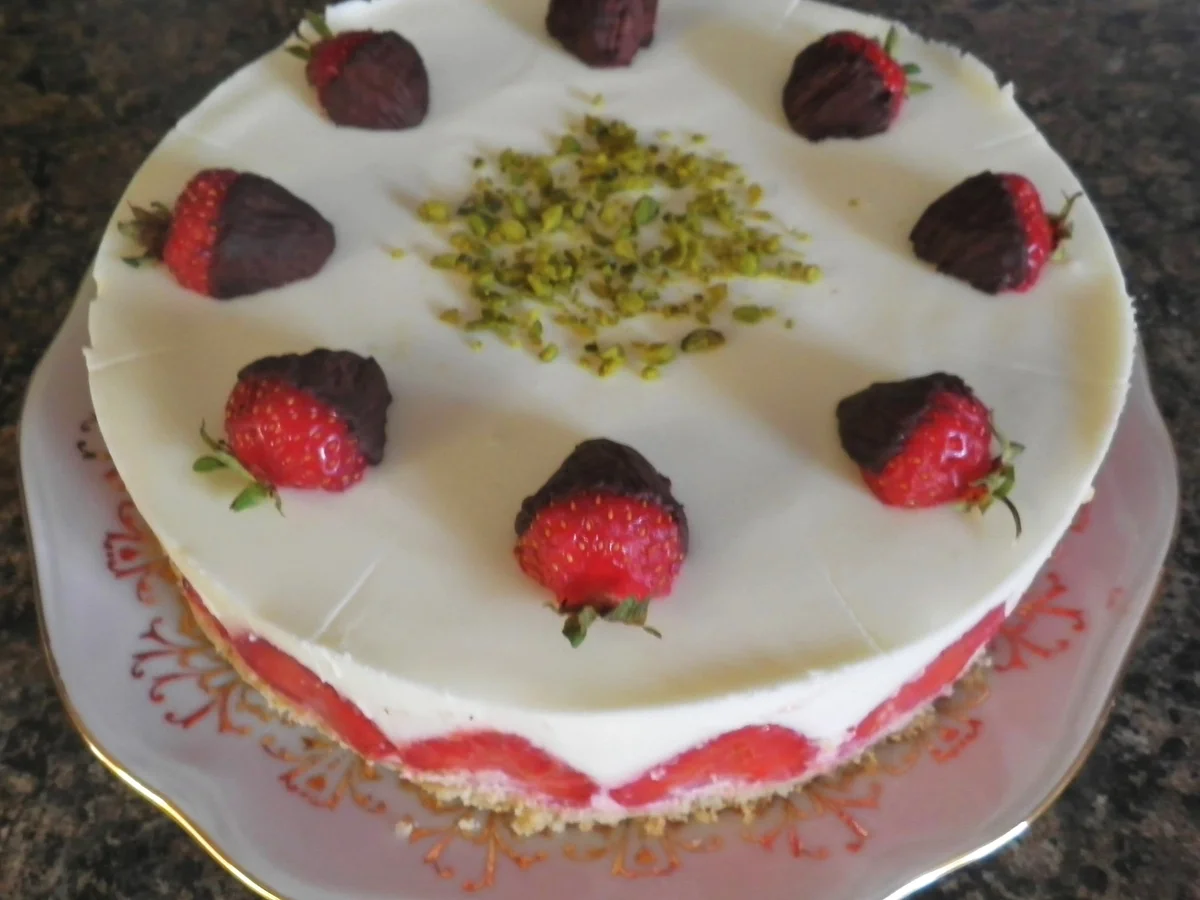 Kleine Erdbeer - Quarksahne - Torte - Rezept - Bild Nr. 39