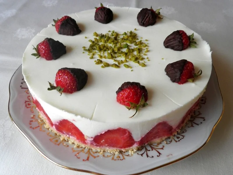Kleine Erdbeer - Quarksahne - Torte - Rezept - Bild Nr. 40