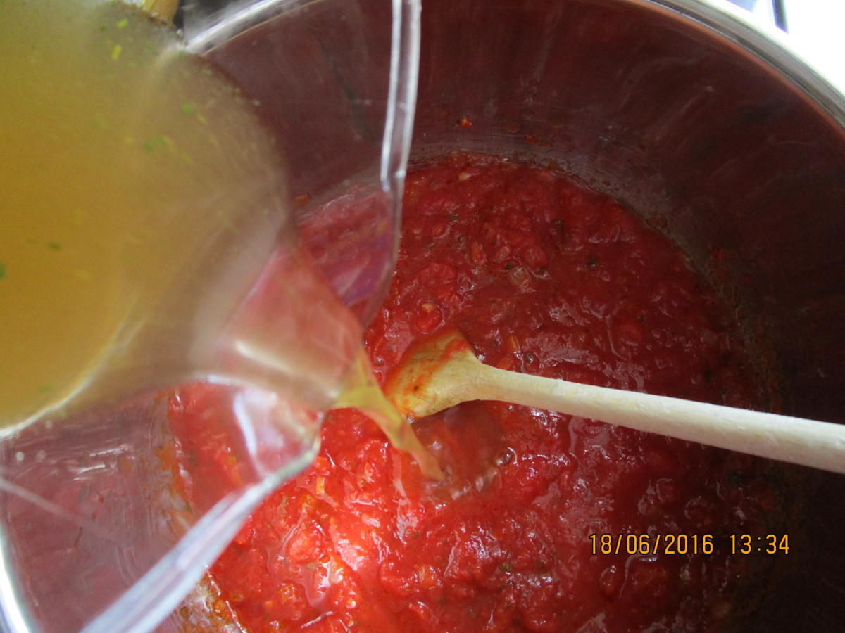 Hackbällchen in Tomatensauce - Rezept - Bild Nr. 44