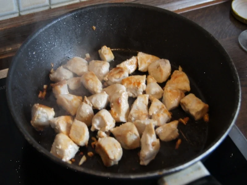 Hähnchenbrustfilet-Gulasch mit Pellkartoffeln - Rezept - Bild Nr. 28