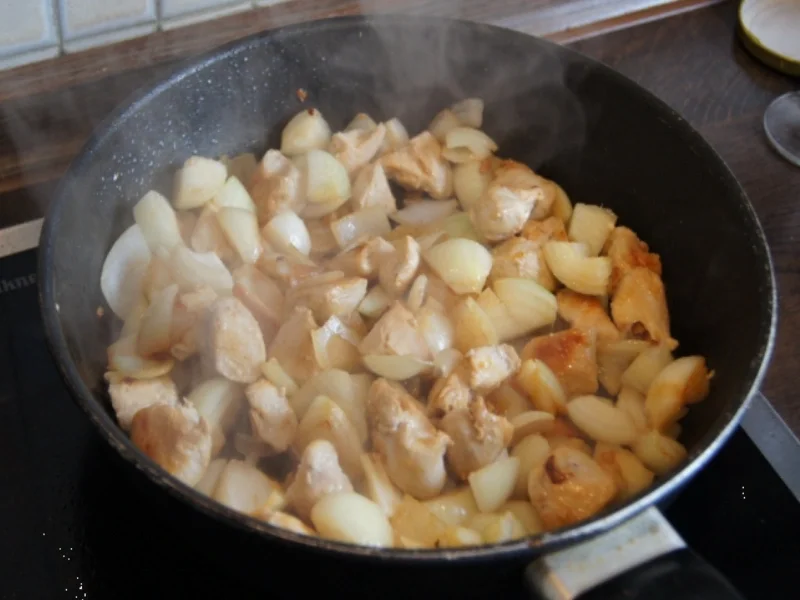 Hähnchenbrustfilet-Gulasch mit Pellkartoffeln - Rezept - Bild Nr. 26