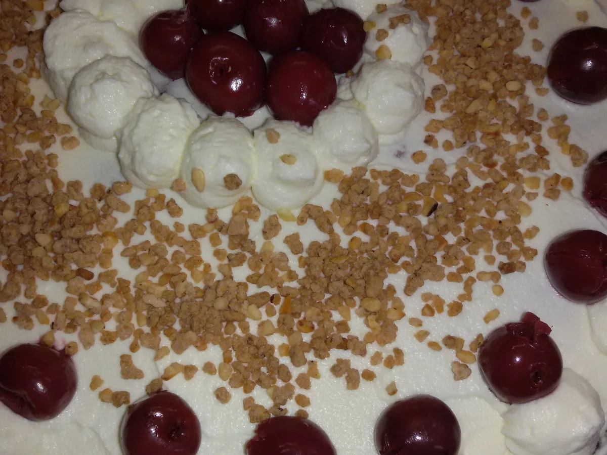 Kirsch - Buttermilch - Torte - Rezept - Bild Nr. 30