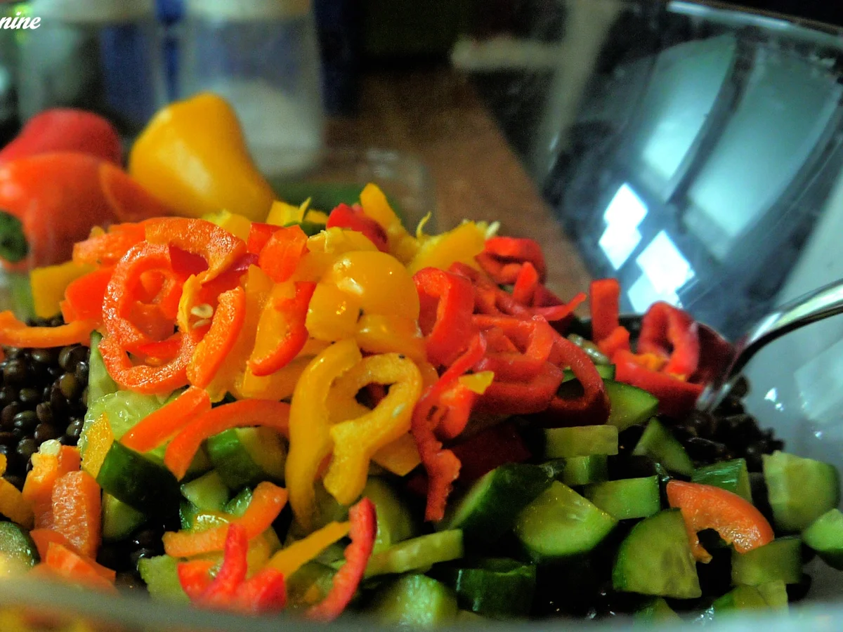 Rezept: Pikanter Linsensalat mit Hähnchenbrust Bild Nr. 5 Pikanter Linsensalat mit Hähnchenbrust - Rezept - Bild Nr. 5