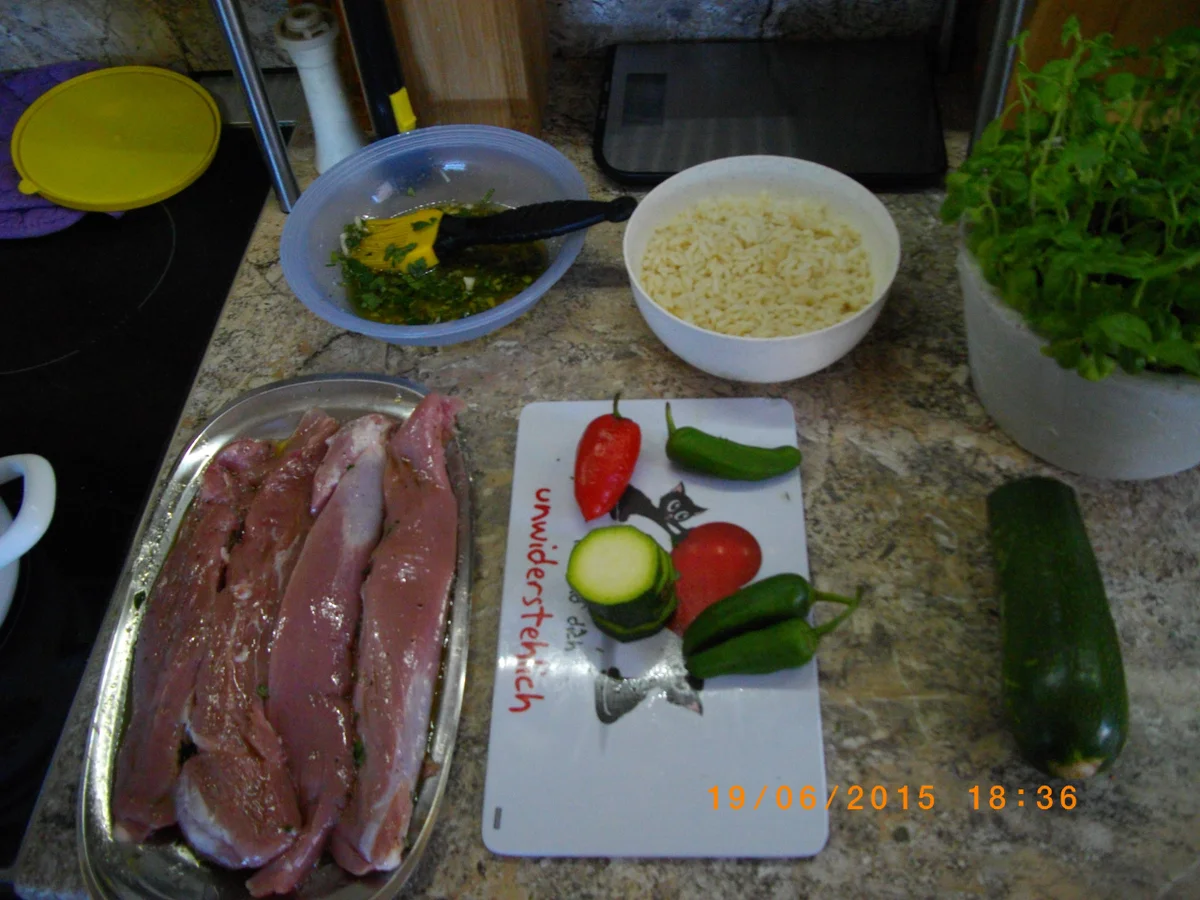 Spanferkelfilets auf Grillgemüse im Kugelgrill - Rezept - Bild Nr. 28