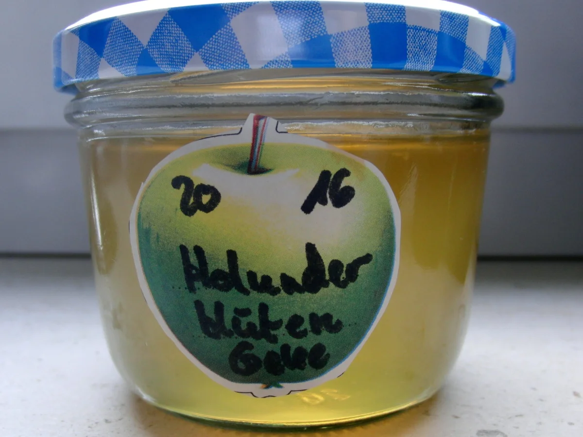 Rezept: HOLUNDERBLÜTEN - GELEE Bild Nr. 102 HOLUNDERBLÜTEN - GELEE - Rezept - Bild Nr. 102