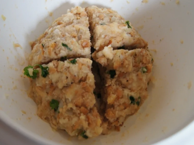 Rezept: Semmelknödel mit selbst gesammelten Waldrahmpilzen Bild Nr. 51 Semmelknödel mit selbst gesammelten Waldrahmpilzen - Rezept - Bild Nr. 51