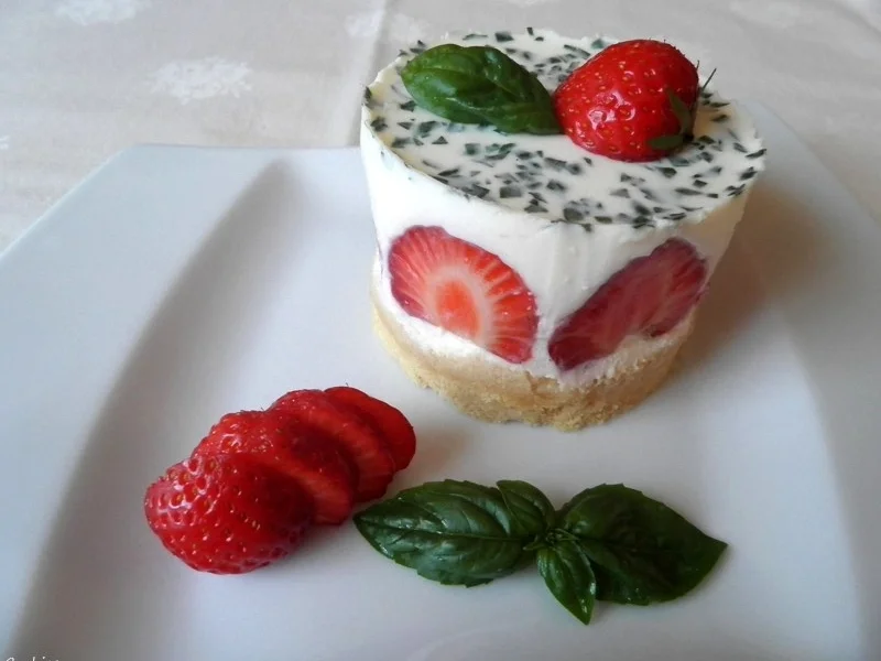 Rezept: Kleine Erdbeer - Törtchen ... Bild Nr. 51 Kleine Erdbeer - Törtchen ... - Rezept - Bild Nr. 51