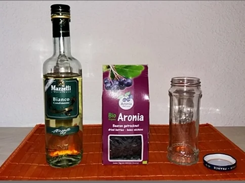 Aronia Essig selbst herstellen - Rezept - Bild Nr. 2