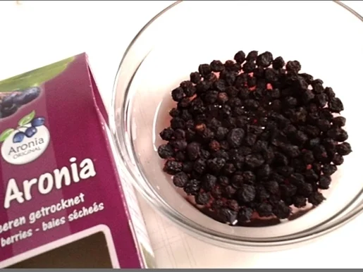 Aronia Essig selbst herstellen - Rezept - Bild Nr. 3