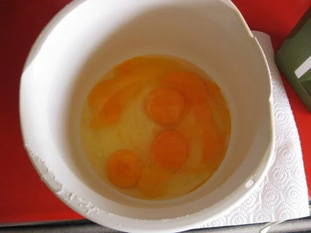 Rezept: Nusskuchen mit Schoko und Eierlikör Bild Nr. 46 Nusskuchen mit Schoko und Eierlikör - Rezept - Bild Nr. 46