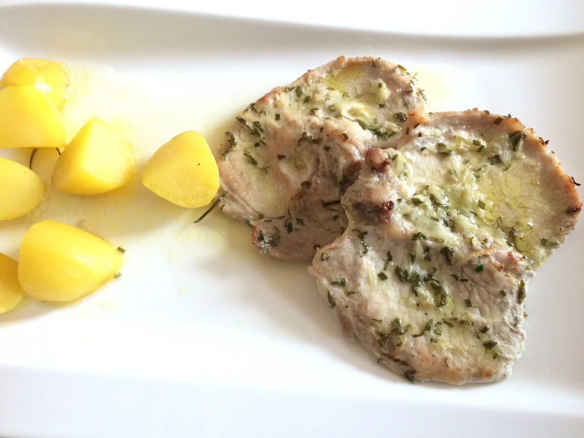 Rezept: ROLANDS SCHWEINEKOTELETTS IM DAMPFGARER Bild Nr. 48 ROLANDS SCHWEINEKOTELETTS IM DAMPFGARER - Rezept - Bild Nr. 48